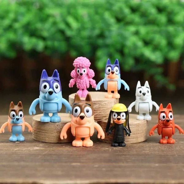 Action Toy Figures Bluey Bingo Famiglia Figura Cartoon Anime Bluey Whole PVC Modello d'azione Figura Pendant Childrens Giocattoli 8-10 pezzi/Setl2403