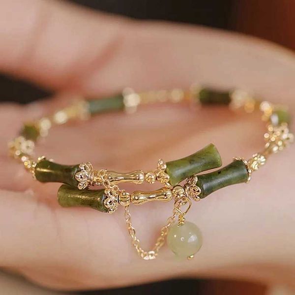 Bracciale in rilievo con giunta di bambù verde fatto di perline Adatta per foglie femminili Nappel Flower Girl Charm Gioielli regalo