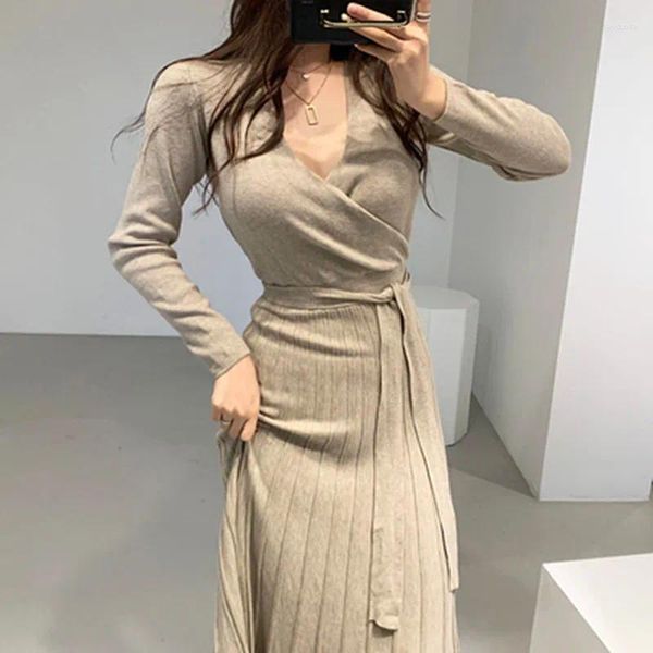 Abiti casual Donne elastiche Donne BodyCon Knitt BodyCon Abito 2024 Spring Autumn Inverno Solido Solido maniche lunghe V Neck Slim Lady Chic Korea