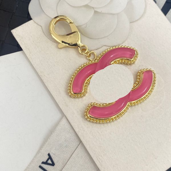 3,8x6,5 cm Designer Keychain catene chiave porta ad anello rosa a doppia lettere designer di chiavi per le chiavi per porte con clef da donna da donna camere automobilistica Accessori per la moda a sospensione