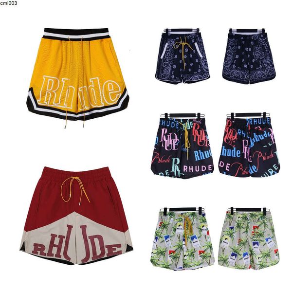 Mens Shorts Summer Street Designer de moda Esportes Casual American Tamanho Americano Bordado malha solta calças de praia respirável mrqy