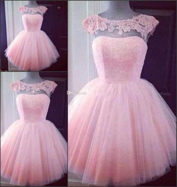 Sevimli Kısa Pembe Homecoming Prom Elbiseler Kabarık Tül Küçük Güzel Parti Elbiseler Ucuz Aplikler Kaplı Kollu Kız Resmi Gowns9239825