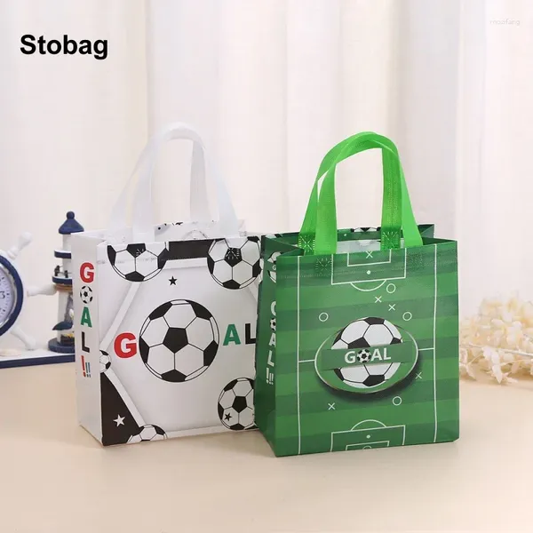 Сумки для хранения Stobag 4pcs Cartoon Football. Не тенотканая сумка для пакета подарки подарки детские дни рождения водонепроницаемый многоразовый мешочек Favors