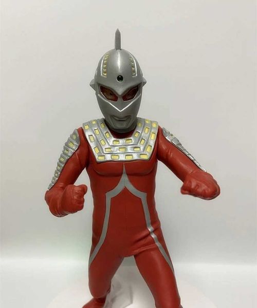 MANGA ANIME 17CM Anime X Plus Bracciale SHF Ultraman Seven Action Character Series Bambola Modello di performance TOYL2404