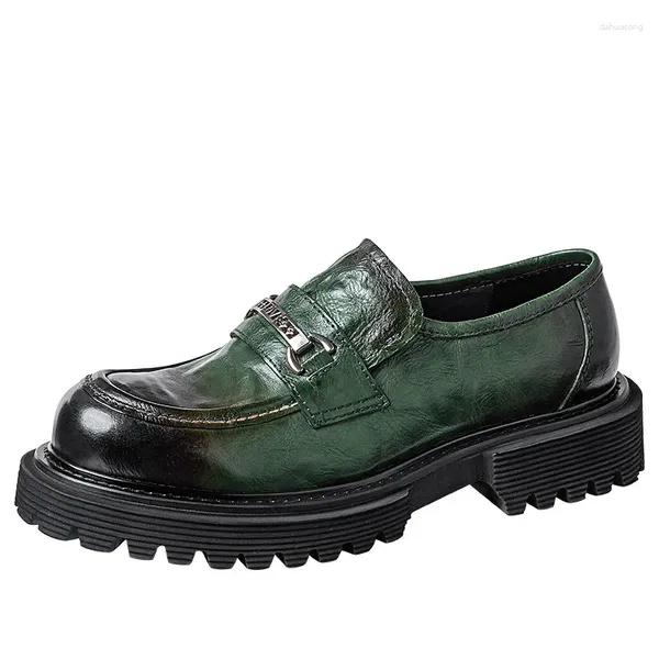 Lässige Schuhe Männer flach England Stil Vintage echtes Leder -Kuhläden -Schlupf auf Ladungsanwälte Mann Moccasin Plattform