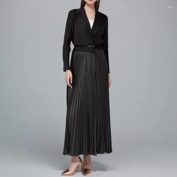 Sıradan Elbiseler Miyake 2024 Sonbahar Tarzı Mizaç Uzun Elbise Kadınlar Siyah Pileli Takım Emzir