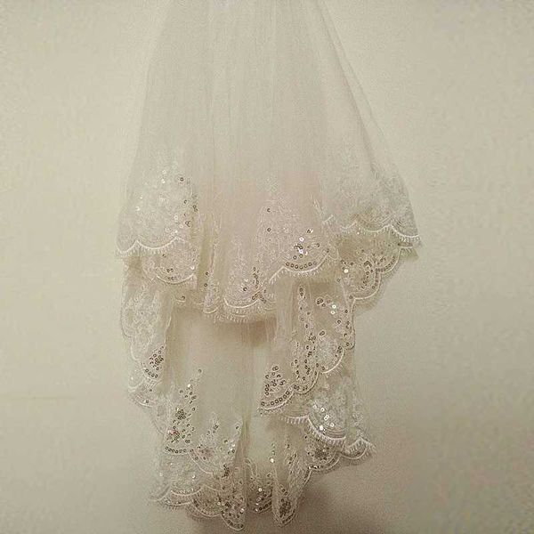 Gioielli per capelli da sposa corto a buon mercato 1,5 metri Appliques in pizzo di pizzo elegante in tulle a due strati velo da sposa velo lungo velo da sposa con pettine