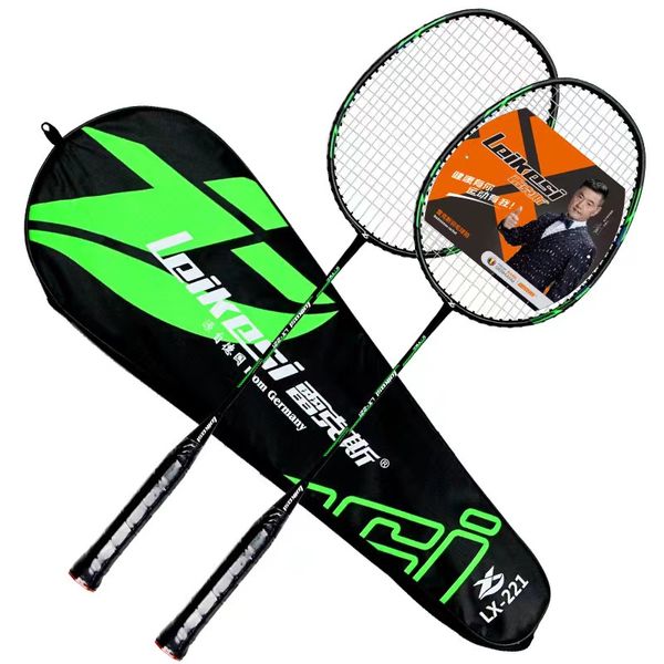 Competição de treinamento ao ar livre de Badminton Racket, com resistência estável para brincar de homens e mulheres solteiras e duplas.