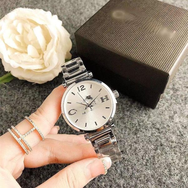 Die beste Geschenkbeobachtung Women's Quartz Uhr Paar Internet Promi Casual Watch Luxus Designer Uhren Luxus Uhren-Diamant-besorgtes Uhr