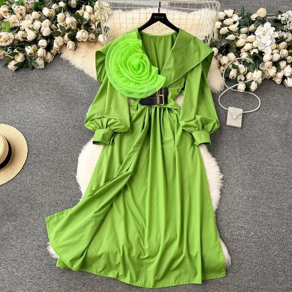 Abiti casual designer chic gigola grande vede verde floreale da camicia da camicia 2024 donne primaverili allacciati a cinghia manica lanterna abiti midi divisi