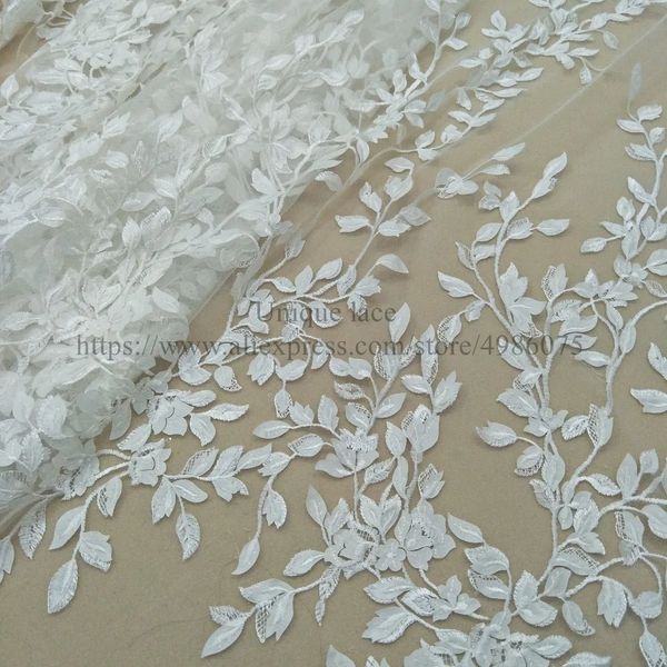 Tessuto da sposa alla moda in tessuto da sposa laser a avorio tagliata tagliata in pizzo 130 cm Larghezza in pizzo Vendita di tessuto 240417