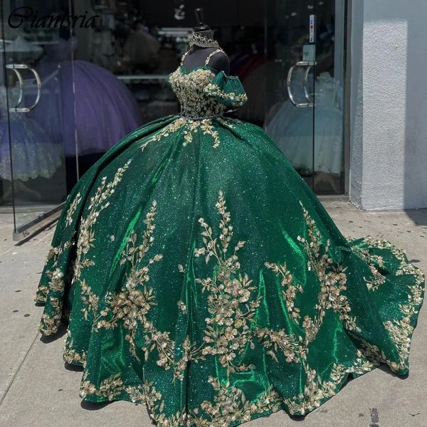 Abito da palla di cristallo verde smeraldo abiti da quinceanera abiti spaghetti cinghia oro appliques in pizzo corset vestidos de 15 anos
