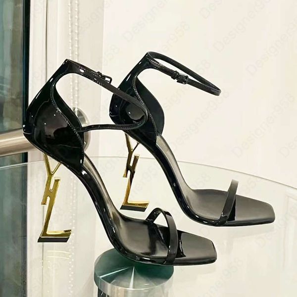 Sandálias de grife de saltos clássicos sapatos femininos sapato de moda