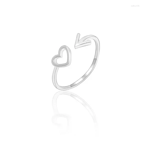 Cluster Ringe Minimalist Hollow Arrow Heart Hochzeit für Frauen Metall Eröffnung Verlobungsring Party Femme Schmuck Drop Anel Anel