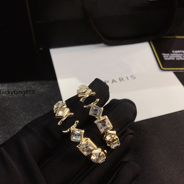 Großhandel Luxusohrohrohrohrringe Edelstahl Gold plattiert versilberte Ohrringe Designer Marke Buchstaben Kristall Imitation Perlenschmuckzubehör Accessoires