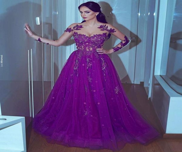 Bescheidene Frauen formelle Abendkleider mit Illusion Langarm Purple Tüll Spitzen Pailletten Sheer Neck 2019 Promkleider Kleid für Pagea8322495