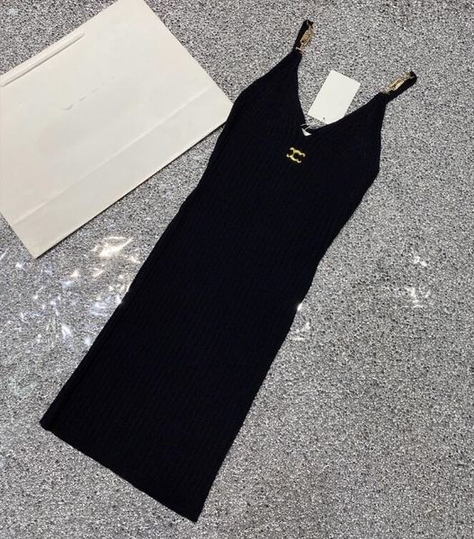 Дизайнерская платья Женщины черные летние платья для бренда для женского вязаного платья