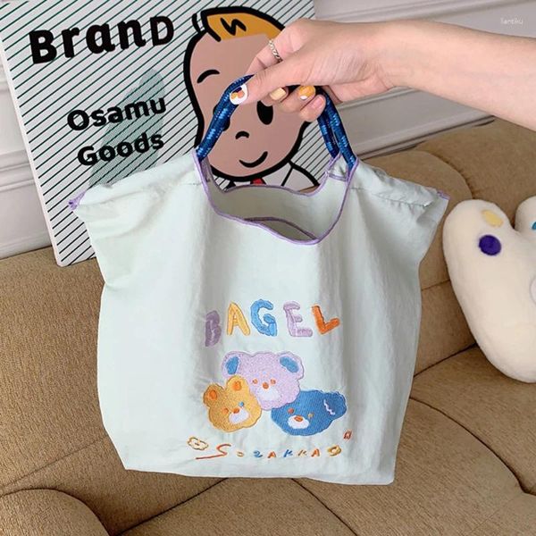 Вечерние сумки 2024 Японская модная сумка для покупок мультфильм вышитые высокие мощности нейлоновые сумочки девушки милые дизайнерские тота