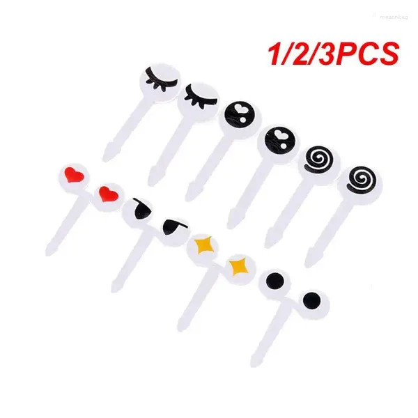 Forks 1/2/3pcs Mini Eye Cartoon Picks for Kids Cine Fruit Fruit Fruit Bento Box Decor reusabile bambini Snack Dessert