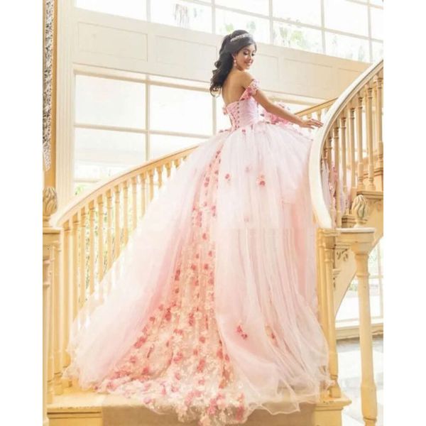 FLORES ROSE rosa Quinceanera Rosa vestidos de baile fora do ombro Princesa Doce 15 Dress Court Court Lace-up Floral Tulle Special OCN Wear