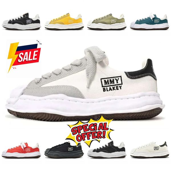 Nuovo designer di comfort di moda sneaker esterni in tela online bassa mmy streetwear grossi suole ondulate da donna scarpe da donna allenatore casual