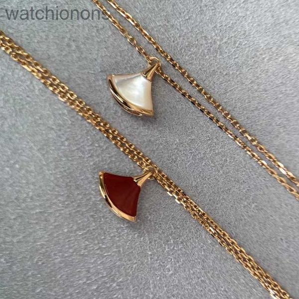 Braccialetti di design Blgarry originale di alto livello V Oro Braccialette Bracciale Naturale Fritillaria Red Jade Marrow Gold Gold Mesh Red con logo del marchio