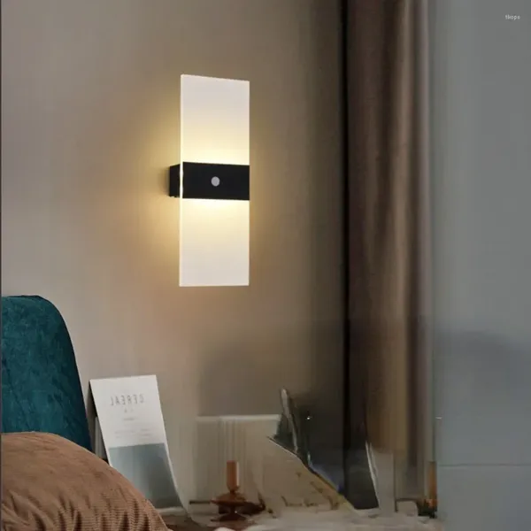 Lâmpada de parede Sensor de movimento PIR Luzes LED de quarto interno inteligente com decoração de bateria recarregável magnética