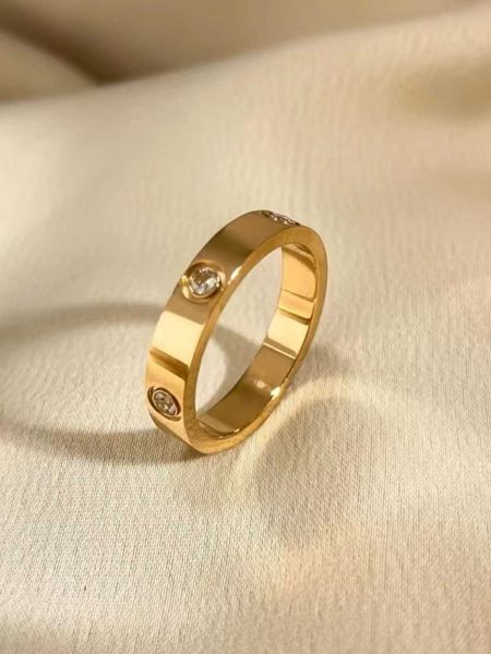 The Magic Rings of Love 18K Gold Diamond Ring Pure Silver Card Luxury e soft-end Feeling Non Fading Casal com Cartiraa Original Rings