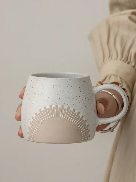 Glassa di sesamo tazza in ceramica da 450 ml Grande tazza di pancia di pancia in tazza di caffè in preda a corona in rilievo tazza di latte per la colazione coppia coppia di tazze d'acqua 240424