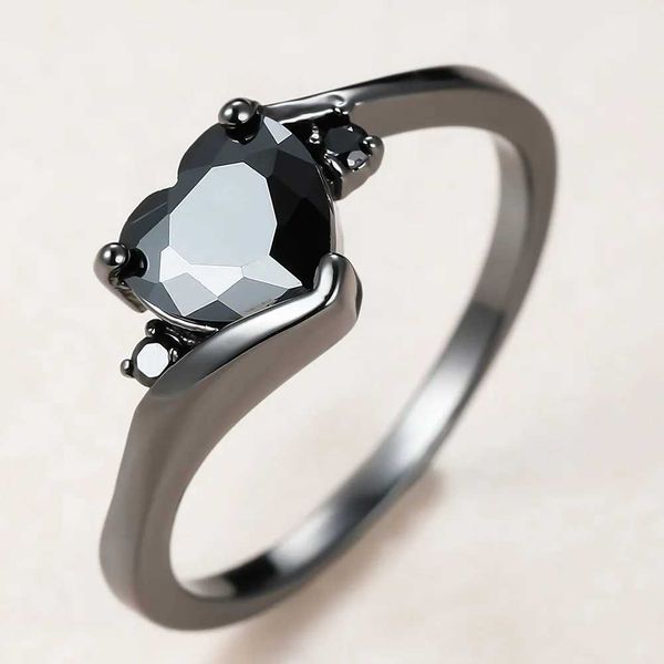 Eheringe Ring Zirkon weiblich japanische koreanische koreanische schwarze gold schwarze Liebe Pfirsich Herzgeformte Accessoires kreativer Schmuck