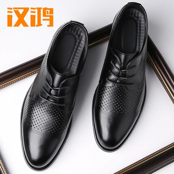 Sapatos de couro Hanhong Mens traços de negócios genuínos de verão respirável e resistente ao odor solo solo britânico Casu 240417