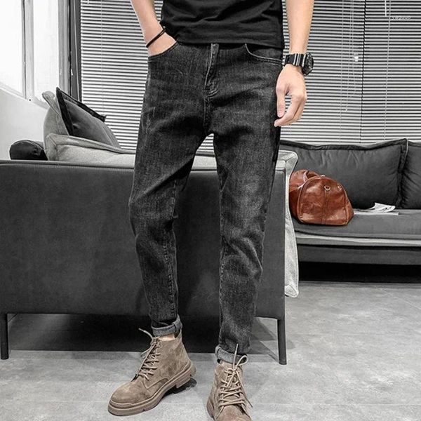 Pantaloni da uomo a tubo stretti jeans per uomini in forma snella pantaloni da cowboy conici conici pantaloni neri denim oversize abbigliamento autunno
