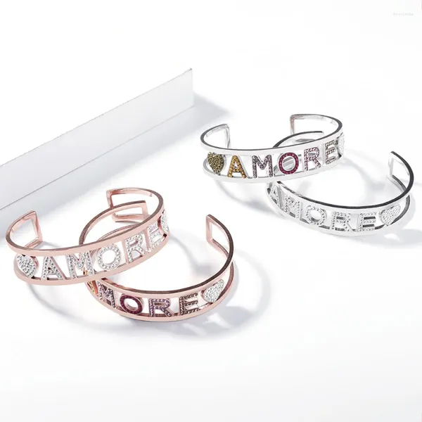 Pulseira de aço inoxidável de aço inoxidável de luxo com letra de letra Fashion Alfabeto AMORE CHARMS BANGALLES PARA MULHERES 2024