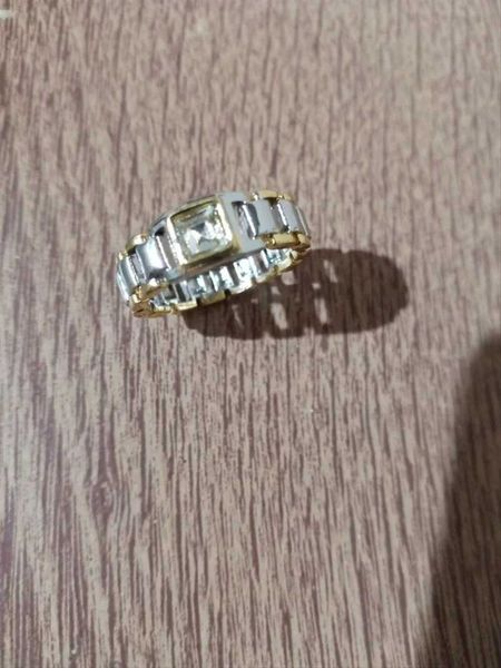 Anéis de casamento Business Inclado anel punk de zircão branco para homens Luxo Jóias de anel de festa de festas de metal de dois tons