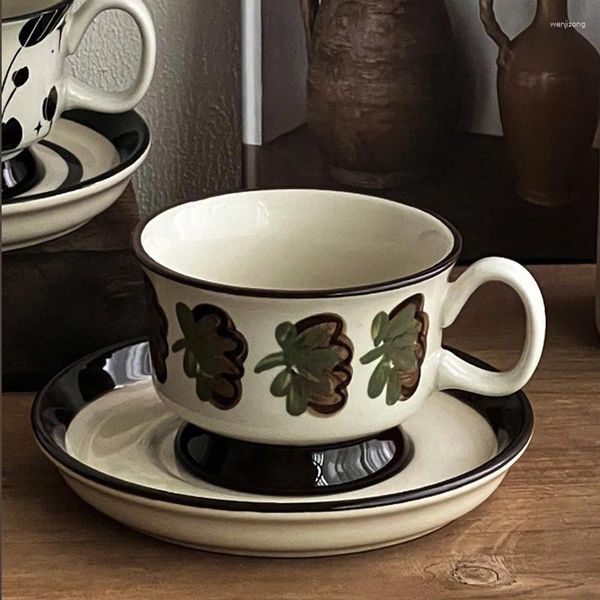 Tassen Ahunderjiaz-vintage braune Blumenkaffeetasse und Untertassen handbemalte Keramik Tasse Küchengetränkset Set