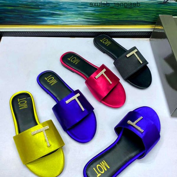 Novos chinelos de mulheres Tom Mius Ford Slide Classic Miui Flip Flip Flop Dhgate Designer Dhgate Designer vintage Sandal Loafer Mule Luxo Summer Sandale Sliders Tamanho Y1TV