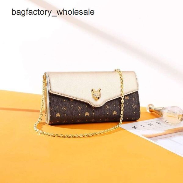 Meistverkaufte Umhängetasche Neu 90% Fabrik Direktverkäufe Golden Fox Kette kleine Tasche für Frauen Neue Mode Mini -Umschlag Trendy Sommer One Schulter Handheld Crossbody Tasche