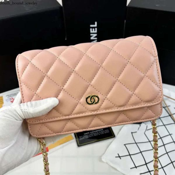 Designer Designer Bag Beald Back Back Classic Bag Bag Luxury Bag маленькие квадратные пакеты седловые сумки кожаный материал алмаз паттерн C 1959