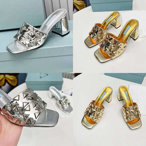 Slippers Slippers em sapatos de couro reais 65 mm de salto baixo do dedo do pé dourado do Triângulo Dolden Rivet Designer Factory feminino