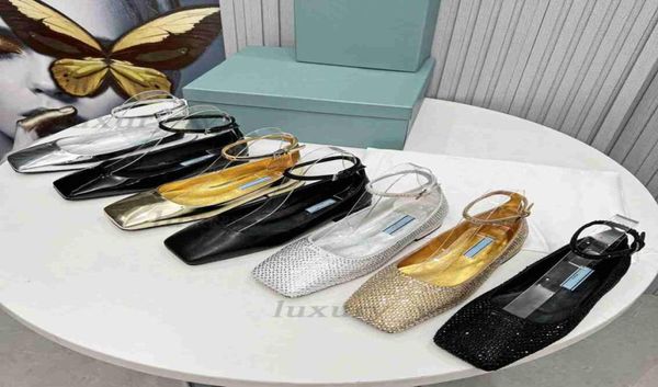 Sandálias de grife feminino Ballet Flats Milano Metalic Leather Supomers tornozelo Sapatos quadrados Sapatos de moda de moda Patente Leathe4304764