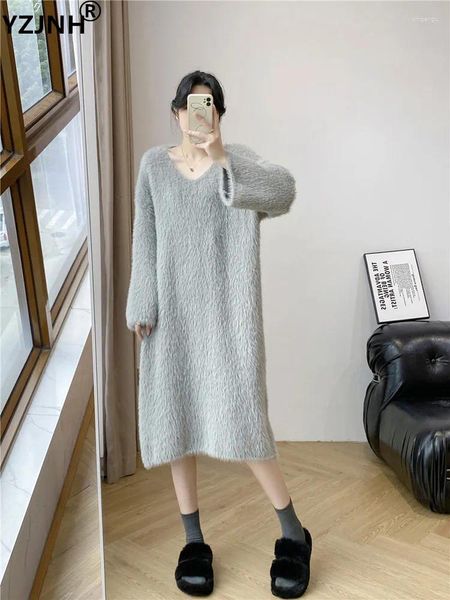 Vestidos casuais yzjnh 2024 Autumn/inverno Imitação de visita Mink para suéter longo vestido coreano Versão coreana e preguiçosa mulheres-dequela em V