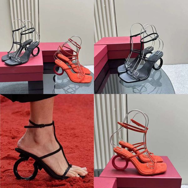 Qualitätsstreitmarke Sandalen Frauen unregelmäßige Absätze luxuriöser Designerschuhe lässige Leder -Knöchel -Gurte Gladiator -Party Hochzeitsschuhe Originalqualität