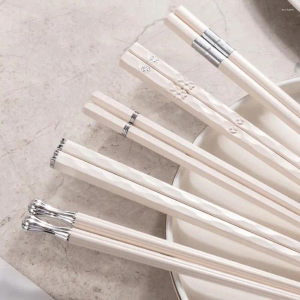 Chopstäbchen einzigartige Chopstick-Designs umweltfreundlich wiederverwendbares Set für Heimrestaurants Nicht-Schlupf-Fancy-Tischgeschirr mit Temperatur