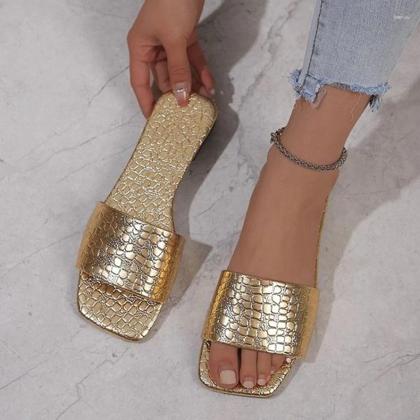 Hausschuhe weibliche Slipper Großgröße flacher Sohle strukturierte goldene Farbe Sandalen für Frauen luxuriöser lässiger Outdoor-Strand-Anti-Schlupf-Schuhe
