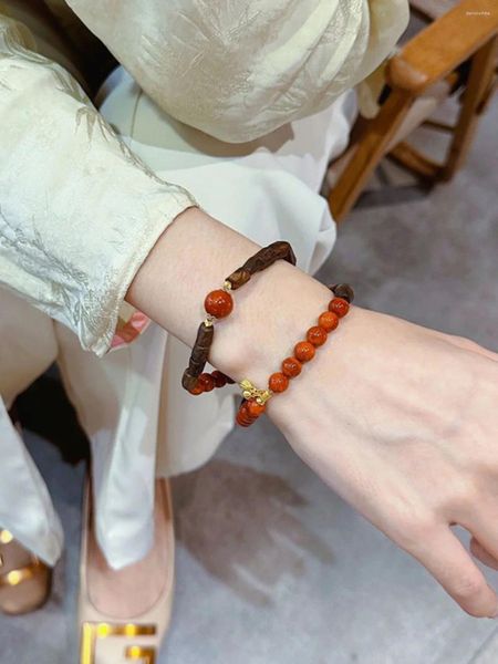 Strand Natural Tarakan Combinante Agarwood Bracelet de dois anéis com chinês de ágata vermelho do sul para mulheres