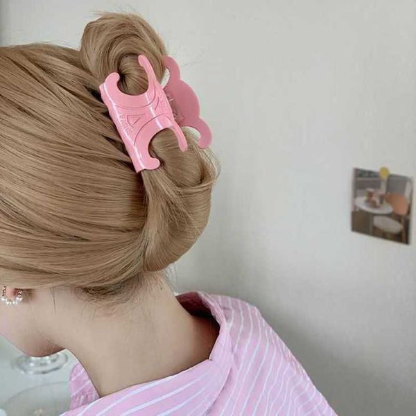 Clip per capelli Barrettes Designer Celebrity Acetato Arco trionfale Grab clip estate Nuovo cucchiaio posteriore Spoon Pan Shark Insolito Girl Girl Zu21