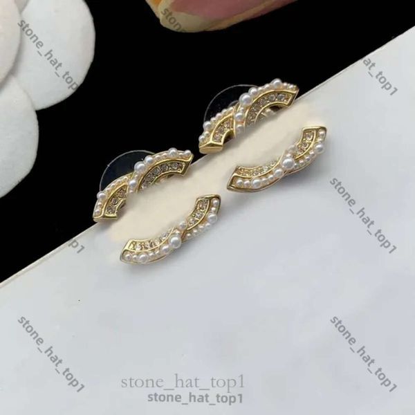 Orecchini per borchie designer Chanells Diamond Woman Mini Gold Placcata Lettera Cristallo Rhinestone Pearl Chanells Earring Gioielli per donne 3423