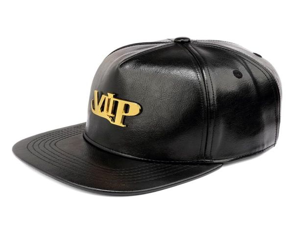 NEU GOLD LIEBLY VIP BASSBALL MABEN PU Leder Casual Flat Rarned Gürtel Schnalle Verstellbarer kühler Schnappback Bone Hip Hop Men Hats1622372