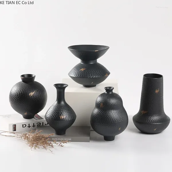 Vasos chineses criativos pires voadores de vaso preto Decoração da sala da varanda Table Top Arranjo de flores Dispositivo de cerâmica