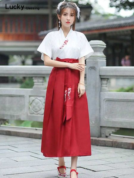 Ethnische Kleidung verbesserte Hanfu für weibliche tägliche moderne Han-Elemente-Märchenrock-Sommer-Kurzärmer chinesische Stil elegant und Superfee